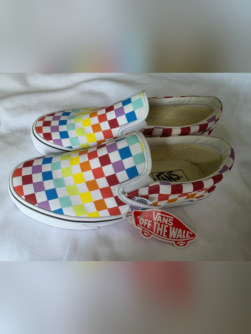 Vans Classic Slip-On Sneaker Rainbow Checkerboard NWT - Women's 9.5, Men's 8.0